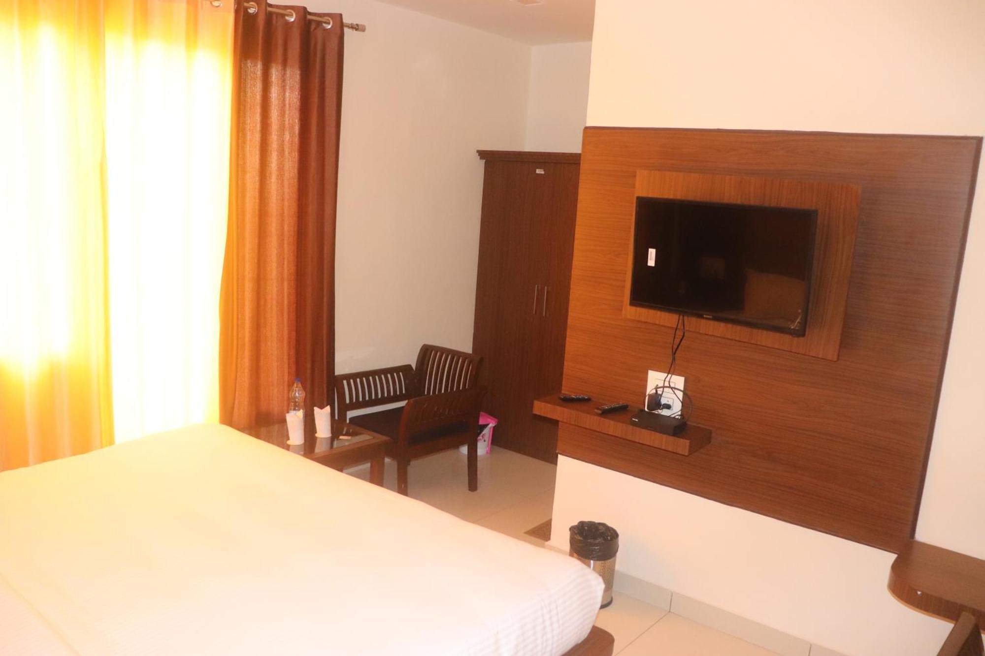 Hotel Park Street Pathankot Ngoại thất bức ảnh